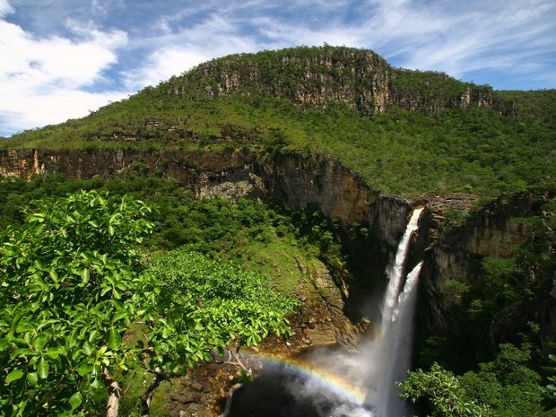 salto_do_rio_preto_em_alto_paraiso.jpg